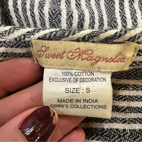 Sweet Magnolia Embroidered Floral Peasant Cotton Blouse Size Small - Picture 9 of 9